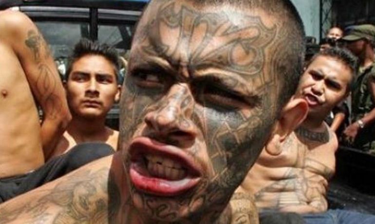MS-13: Dünyanın ən qəddar cinayətkar qrupu - FOTO