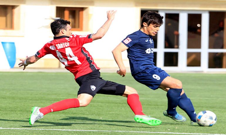 İngiltərədə Jiru, Azərbaycanda Yunanov