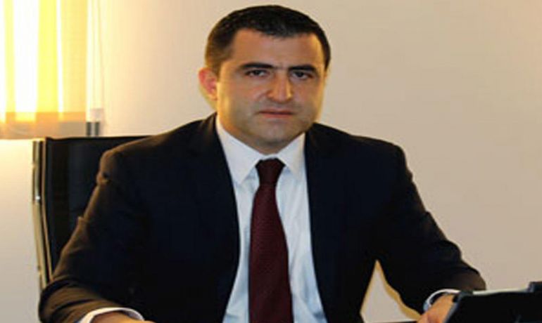 Klublar Komitəsinin sədri: 