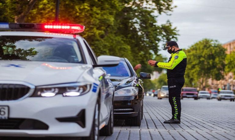 Yol polisi bayramda