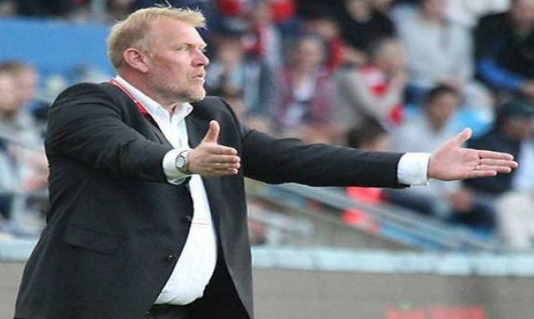 Prosineçkinin borcu ödəndi