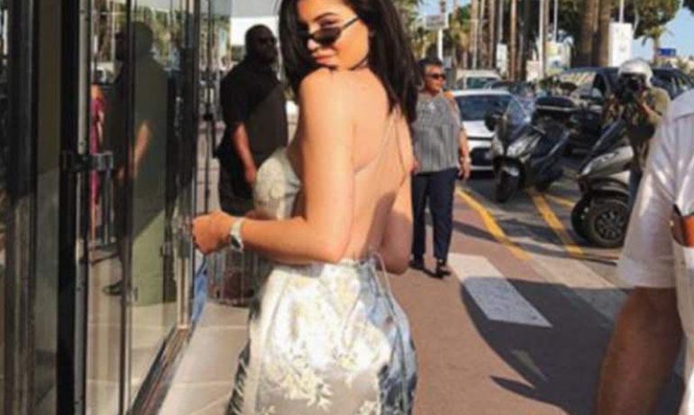 Məşhur model İnstagram-da fotolar paylaşdı - FOTO