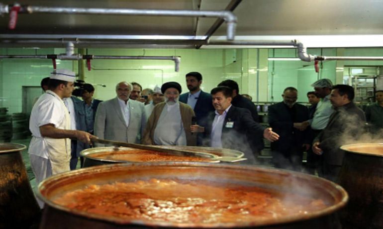 Məşhəddə hər gün 170 min insana iftar verilir - FO