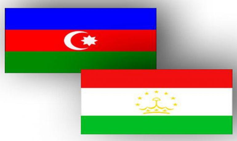 Azərbaycan və Tacikistan xarici işlər nazirləri ar