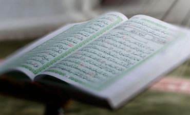 Gecə gündüzü keçə bilməz