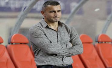 Qurban Qurbanov Simeoneni zirvədən endirdi