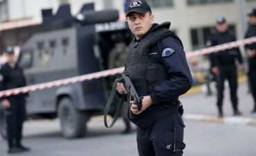 İstanbulda məktəb təxliyə olundu