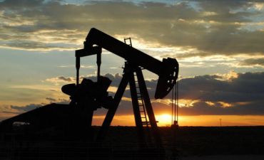 Azərbaycanda neft hasilatı 9% azalıb