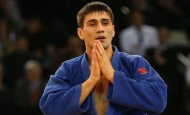 Rüstəm Orucov dünya çempionatını gümüş medalla baş