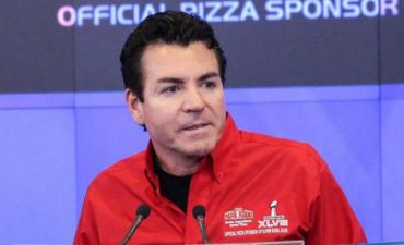 Papa John´s-un təsisçisi istefa edib