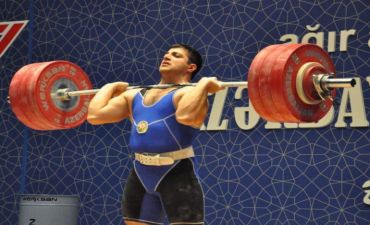 Ağır atletimiz İslamiadanı bürünc medalla başa vur