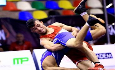 Azərbaycanın daha 3 güləşçisi Avropa çempionatının