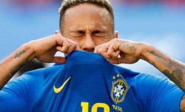 Neymar niyə ağladığını açıqladı