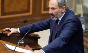 Paşinyan hökumətin ilk iclasını keçirir