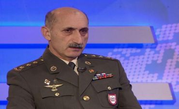 Azərbaycan 20-dən çox ölkədən silah-sursat alır
