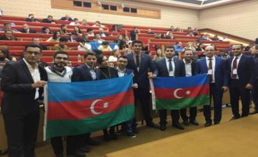 Azərbaycanlı gənclər beynəlxalq Forumda fəallıq gö