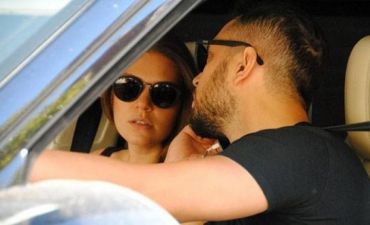 Aslı Murat Bozun ailəsini sildi