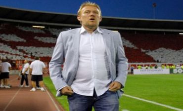 KİV: Prosineçki Azərbaycan yığmasından gedir