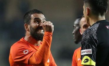 Arda Turan ağır cəzalandı