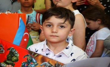 5 yaşlı azərbaycanlıdan rekord - FOTO