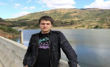 Ukraynada nazir oğlu evində axtarışdan sonra saxla