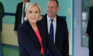 Le Pen Makrona zəng edib