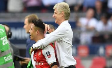 Onunla yazışdıq, hər şey qaydasındadır