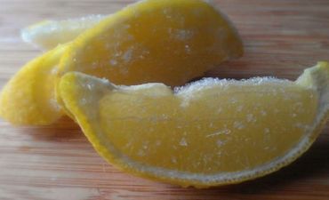 Dondurulmuş limon xərçəngə qarşı qoruyur