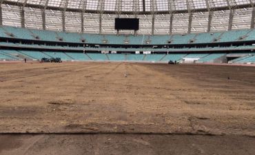 Bakı Olimpiya Stadionunun ot örtüyü dəyişdirilir -