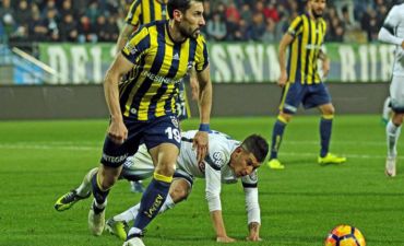 Türkiyə millisində müdafiəçi itkisi