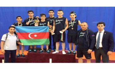 Gimnastlarımız Macarıstandan medallarla qayıdırlar