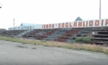 Mərkəzi stadion bərbad durumdadır - VİDEO