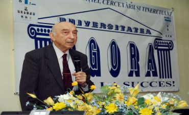 Lütfi Zadənin vəziyyəti ağırdır