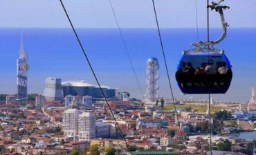 Gürcüstan bir ildə turizmdən 1 milyard dollardan ç