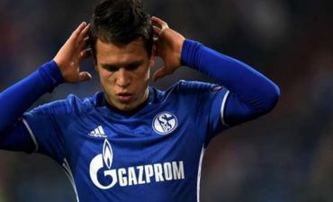 Bu məşqçi də qorxaqdır, çəkinmədən deyirəm